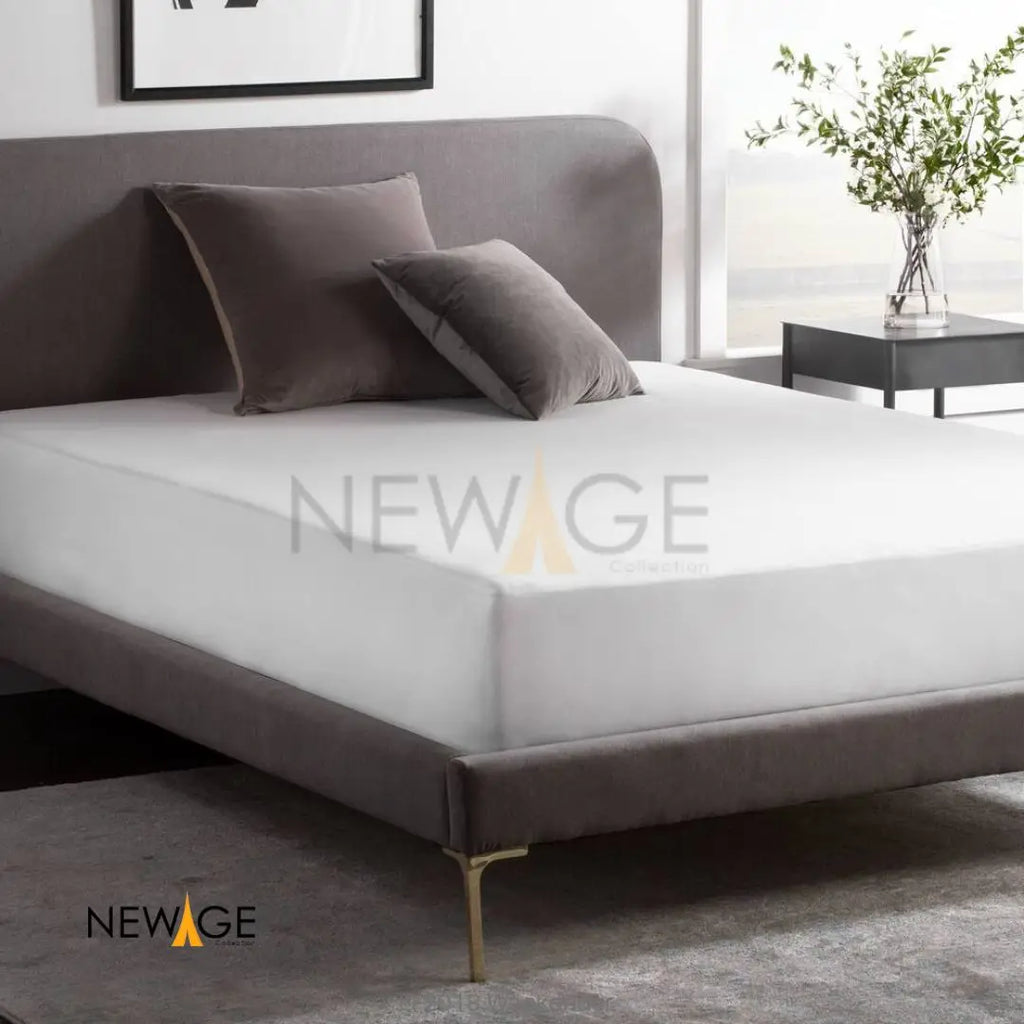 100% Waterproof Jersey Fitted Mattress Protector in White 1