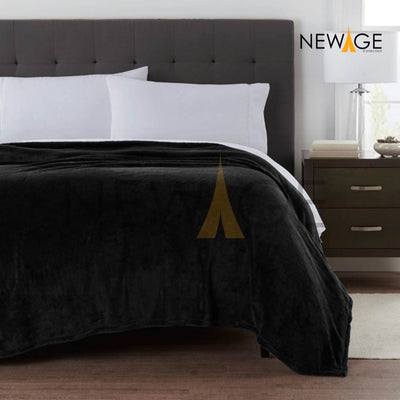 Black-Fleece-Blanket-3.jpg